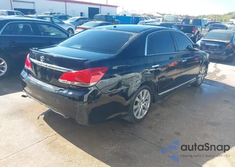 2011 Toyota Avalon Limited из США, поврежденный, VIN 4T1BK3DB2BU429017